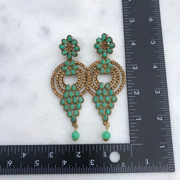 Beautiful drop earrings truly a statement piece ✨ - Picture 7 of 12